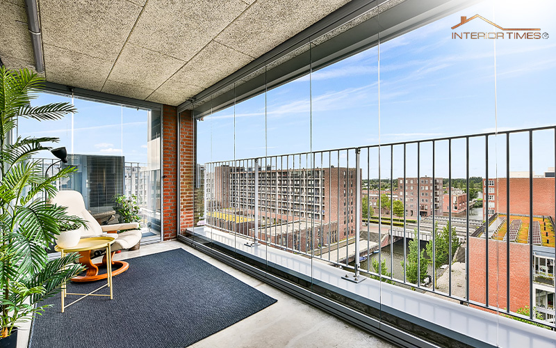 balcony on a high floor